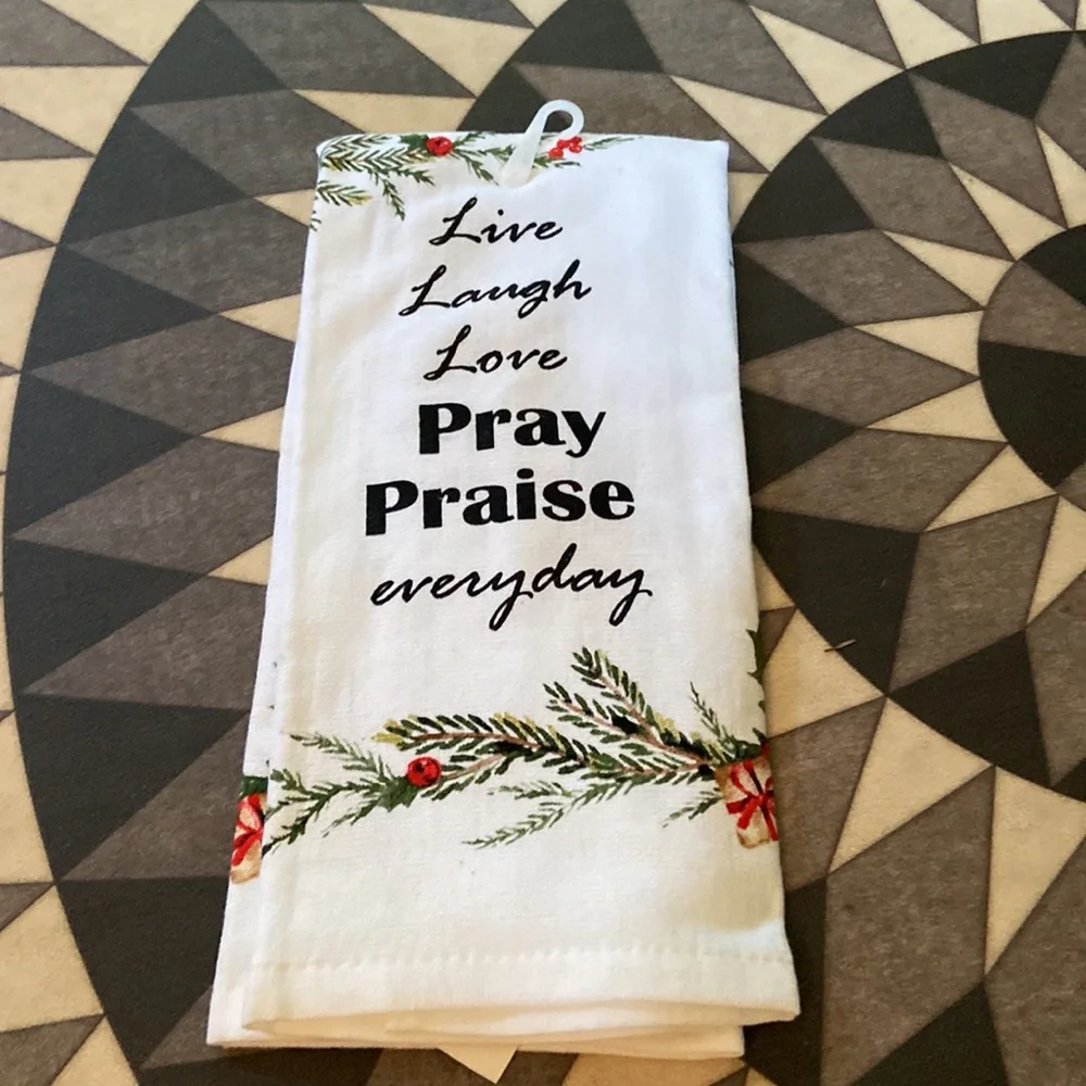 NWT Holiday Dish Towels